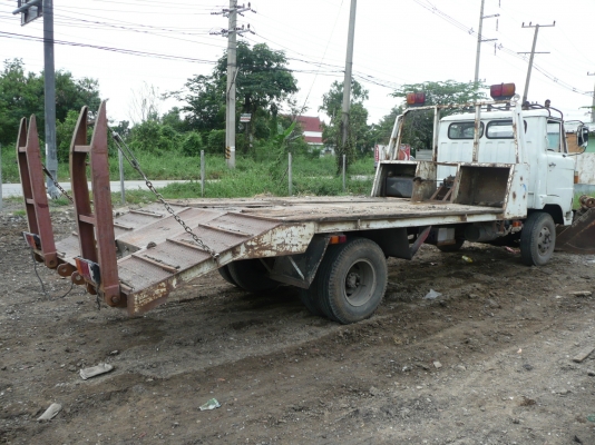 เทเลอร์ HINO KM-350บรรทุกแบคโฮ PC 100 เทเลอร์ HINO KM-350บรรทุกแบคโฮ PC 100