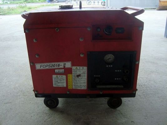 เครื่่องฉีดน้ำเเรง(เก่าญี่ปุ่น)