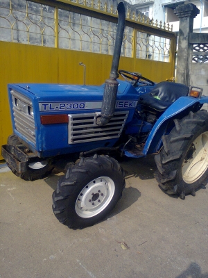 ต้องการขายรถไถเล็ก อิเซกิ ทียู 2100 4WD (2เพลา)พร้อมโรตารี่ 1.50เมตร สภาพดี