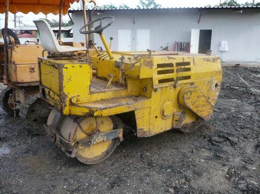 รถบด SAKAI  สภาพดีไช้งานคร่อง