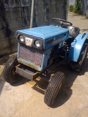 รถไถเล็ก มิตซู 13 แรงเหมาะเข้าร่องงานพร้อมถังฉีดยา