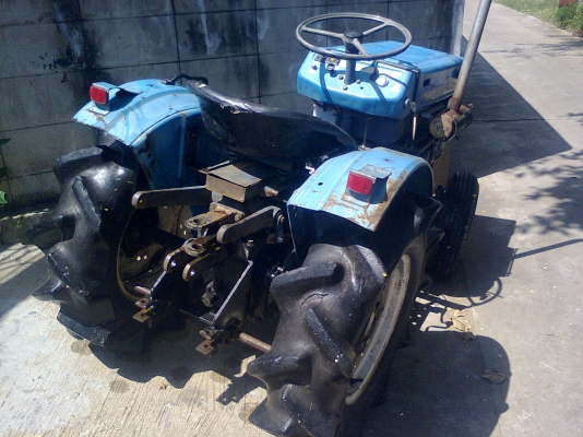 รถไถเล็ก มิตซู 13 แรงเหมาะเข้าร่องงานพร้อมถังฉีดยา