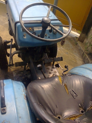 รถไถเล็ก มิตซู 13 แรงเหมาะเข้าร่องงานพร้อมถังฉีดยา