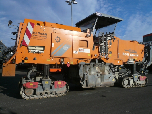 WIRTGEN  W 2200  SN  08210351