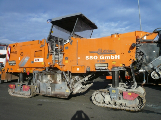 WIRTGEN  W 2200  SN  08210351