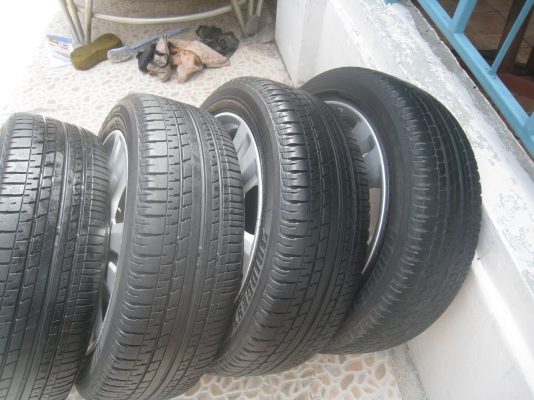 ขายล้อแม็กเดิม Honda jazz 16 นิ้ว 4/100 +ยางปี 09 (081-3747940)