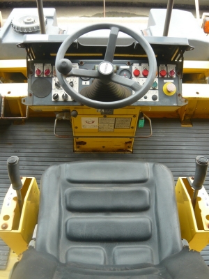 รถบด 7 ตัน Bomag BW144AD-2-21085 รถเก่านอกนำเข้าจากญี่ปุ่น สภาพเนี๊ยบไม่มีที่ติ พร้อมลุยงาน เอกสารครบ รถบด 7 ตัน Bomag BW144AD-2-21085 รถเก่านอกนำเข้าจากญี่ปุ่น สภาพเนี๊ยบไม่มีที่ติ พร้อมลุยงาน เอกสารครบ