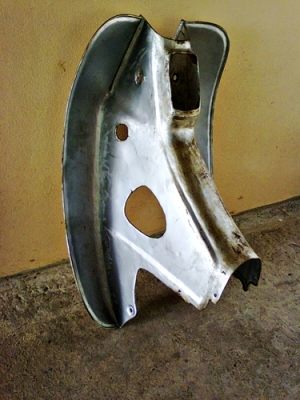 ขายแล้ว คุณ บัญชา ฉะเชิงเทรา รับไป ...บังลม เหล็ก แท้ ใส่รถโบราณ เช่นตระกลู HONDA-C ยามาฮ่า