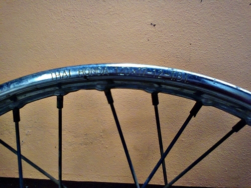 ขาย วงล้อ+ซี่ลวด+ดุม(หน้า-หลัง) พร้อมใช้ ไม่พุไม่พัง ของแท้ ถอดมาจาก ดรีมคุรุสภา ราชบุรี