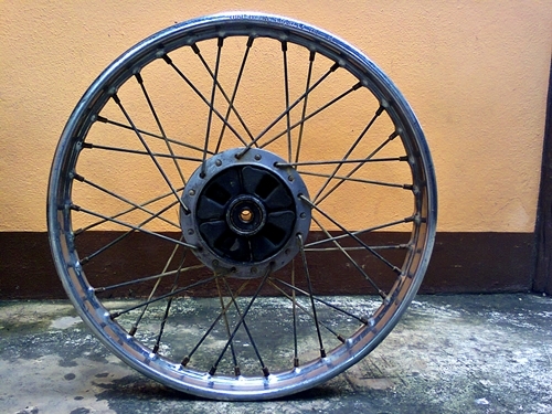 ขาย วงล้อ+ซี่ลวด+ดุม(หน้า-หลัง) พร้อมใช้ ไม่พุไม่พัง ของแท้ ถอดมาจาก ดรีมคุรุสภา ราชบุรี