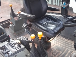 รถ jcb 4*4  site master 2เพลา พร้อมใช้