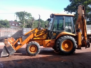 รถ jcb 4*4  site master 2เพลา พร้อมใช้