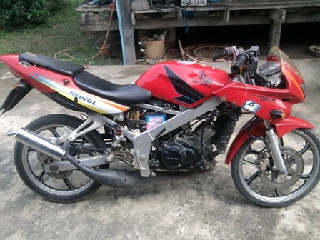 ขาย Honda LS 125 สภาพสวยๆครับ 9999 บาท ขาย Honda LS 125 สภาพสวยๆครับ 9999 บาท
