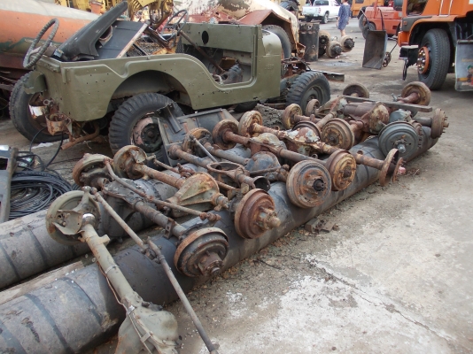 ขายยางรถจี๊ป700 ขอบ16 ของใหม่ราคาถูกครับ ขายยางรถจี๊ป700 ขอบ16 ของใหม่ราคาถูกครับ