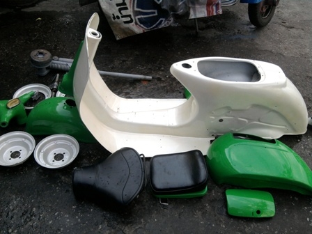 ขาย Vespa 64 รถทำสีแล้วครับ 29999 บาท แต่ยังไม่ได้ประกอบครับ