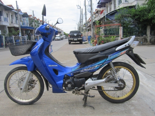 ขายด่วนwave125สตาทมือปี48ราคาถูกทะเบียน/โอน