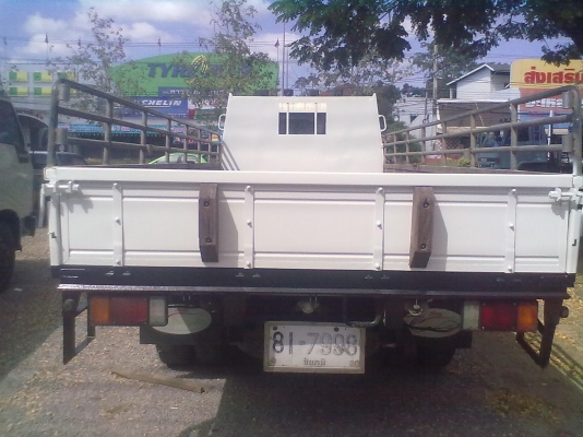 ขายหกล้อดูโท่มือเดียวออกห้าง