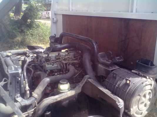 ขายหกล้อดูโท่มือเดียวออกห้าง