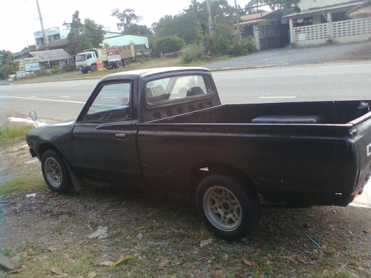 Datsun ช้างเหยียบ 4ขอ ไฟนอนเครื่องเดิม คัตซีไม่ผุราคาคุยได้0852938606