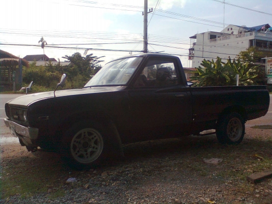 Datsun ช้างเหยียบ 4ขอ ไฟนอนเครื่องเดิม คัตซีไม่ผุราคาคุยได้0852938606