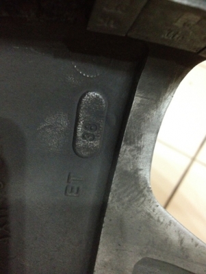 ขายล้อแม็กซ์มือ2 แนวVIP Euuoliue ขอบ17 5 รู100/114 ราคา 8,500 บาท