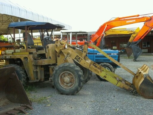 รถตัก เอวอ่อน แขนยาว TOYOTA