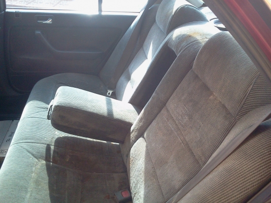 ขายด่วน HONDA ACCORD ตาเพชร  2.0 LXi 70000 บาท