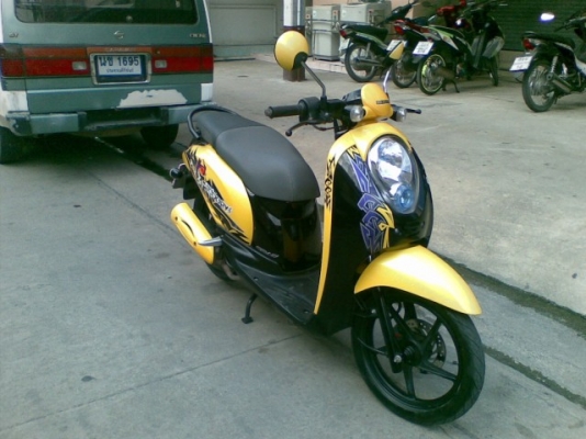 Scoopy-i รถสวยวิ๊ง(ล้อแม็กซ์) ปี 2554 ราคาเบาๆ 26900 บาท