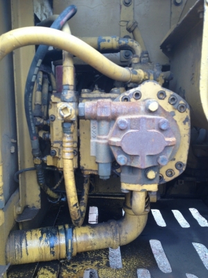 ขายรถ KOMATSU PC200-5/สภาพ90\%&rlm; สนใจติดต่อคุณรัตนศักดิ์ โทร.081-7621704