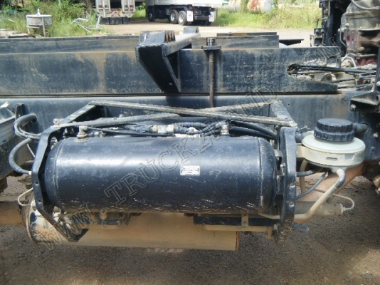 รถบรรทุก 10 ล้อดั๊มพ์ ยี่ห้อ HINO รุ่น MEGA FM EURO2