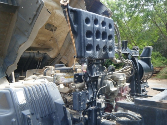 รถบรรทุก 10 ล้อดั๊มพ์ ยี่ห้อ HINO รุ่น MEGA FM EURO2