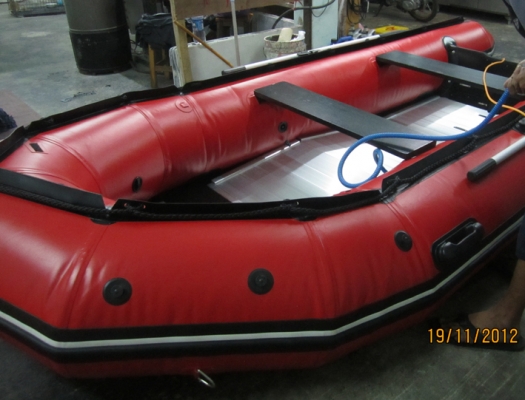 ขายเรือยางพื้นอลูมิเนียม  390