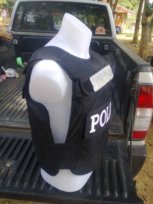 รายละเอียด ขายเสื้อเกาะยี่ห้อวอร์ริเออร์ มี2รุ่น ราคา9500กับ12000. รายละเอียด ขายเสื้อเกาะยี่ห้อวอร์ริเออร์ มี2รุ่น ราคา9500กับ12000.