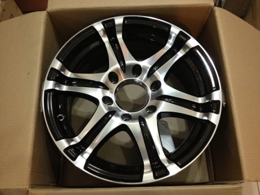 ขายล้อแม็กซ์ใหม่100\% Enkei แท้ ขอบ17 6 รู139.7 ราคา 9900 บาท