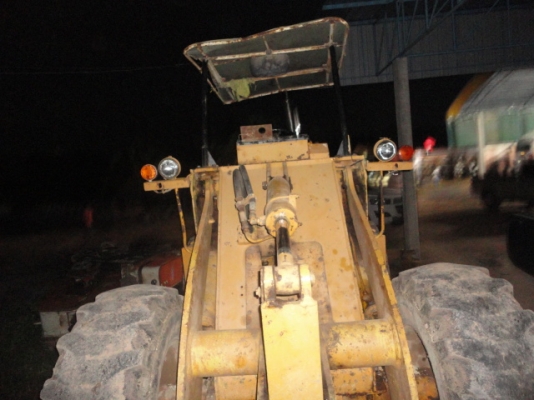 KOMATSU 515 มีเอกสาร ปั้มดี เครื่องดีค่ะ KOMATSU 515 มีเอกสาร ปั้มดี เครื่องดีค่ะ