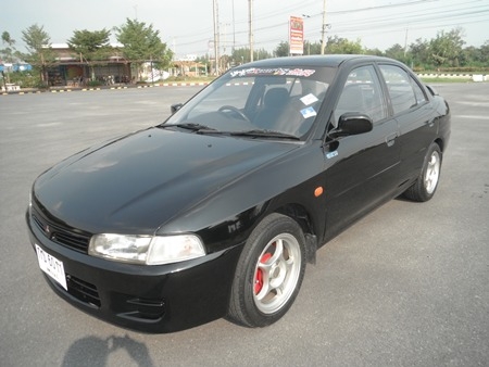 ขาย ท้ายเบนท์ รุ่น 1.8 ท็อป เกียร์ออร์โต้ รถสวย ดูดี มีเสน่ห์ สภาพพร้อมใช้