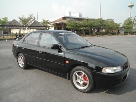 ขาย ท้ายเบนท์ รุ่น 1.8 ท็อป เกียร์ออร์โต้ รถสวย ดูดี มีเสน่ห์ สภาพพร้อมใช้