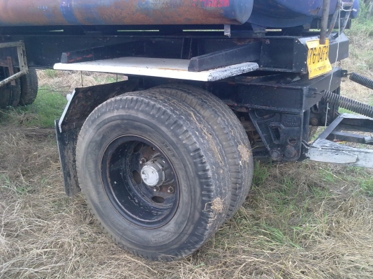 ต้องการขายหางพ่วงแท้งค์พนัส ต้องการขายหางพ่วงแท้งค์พนัส