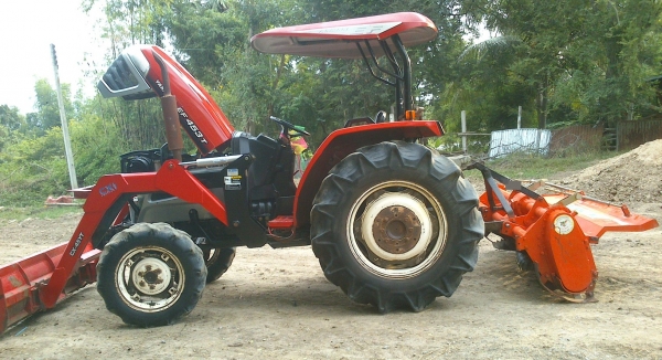 ขาย ยันม่า 45  คันนี้ทํางานเร็วดันปรับนาดีไวใจได้เลยครับ