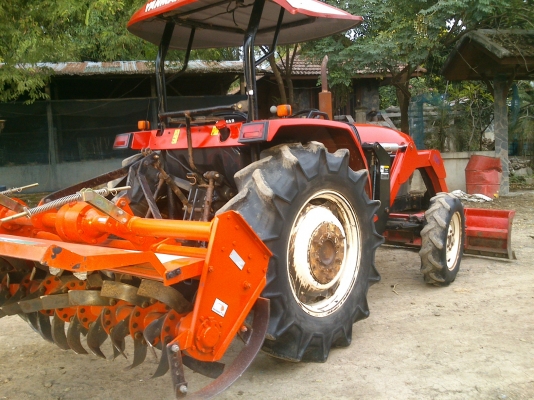 ขาย ยันม่า 45  คันนี้ทํางานเร็วดันปรับนาดีไวใจได้เลยครับ