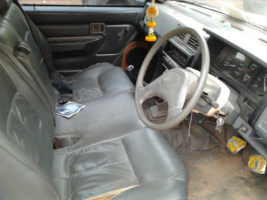 NISSAN BIGM BDi 2.5 MT ปี 35 เครื่องแน่นแรงดีไม่มีเยิ้ม ภายในเก๋งสวยคอนโซลครบไม่ผุ กระบะใหม่ใช้ของ ISUZU D-MAX สภาพสวย ช่วงล่างคัชซีไม่มีผุไม่มีดามยางสภาพดีพร้อมใช้งาน เอกสารทะเบียนครบพร้อมโอน ราคาต่อรองได้ครับ