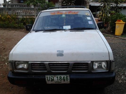 NISSAN BIGM BDi 2.5 MT ปี 35 เครื่องแน่นแรงดีไม่มีเยิ้ม ภายในเก๋งสวยคอนโซลครบไม่ผุ กระบะใหม่ใช้ของ ISUZU D-MAX สภาพสวย ช่วงล่างคัชซีไม่มีผุไม่มีดามยางสภาพดีพร้อมใช้งาน เอกสารทะเบียนครบพร้อมโอน ราคาต่อรองได้ครับ