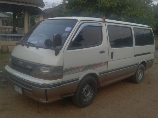ขาย รถตู้ toyota ปี 93 เครื่อง 2500 .