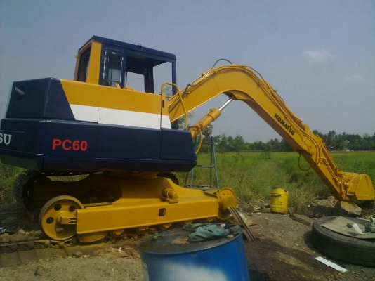 ขายKOMATSU PC 60-5สภาพสวยพร้อมใช้ ติดต่อได้ทีคุณ อ๊อฟ พิจิตร 086-737-9991 ขายKOMATSU PC 60-5สภาพสวยพร้อมใช้ ติดต่อได้ทีคุณ อ๊อฟ พิจิตร 086-737-9991