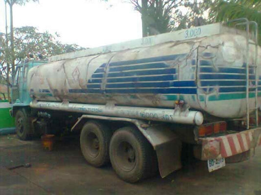 ขายรถสิบล้อบรรทุกน้ำมันISUZU  ROKCY   195   1เพลา ราคาถูกอยากขาย ปี38