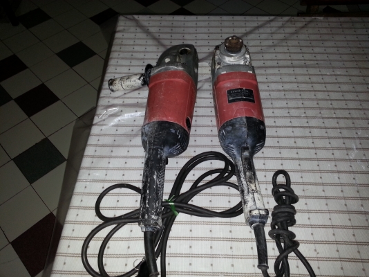 ขายหินเจีย(ลูกหมู)ขนาดใส่ใบ9นิ้วยี่ห้อMAKTECรุ่นMT901ครับ2000Wสภาพสวยๆ