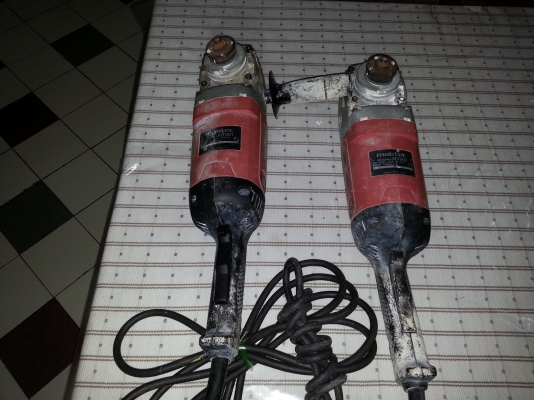 ขายหินเจีย(ลูกหมู)ขนาดใส่ใบ9นิ้วยี่ห้อMAKTECรุ่นMT901ครับ2000Wสภาพสวยๆ