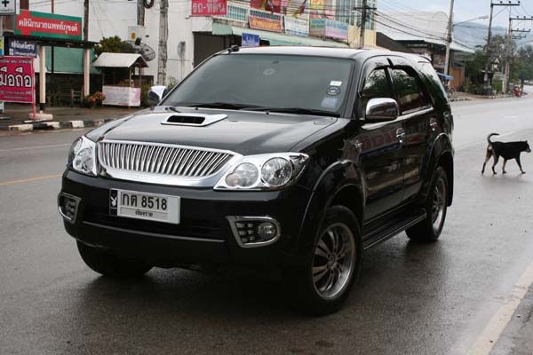 โตโยต้า ฟอร์จูนเนอร์