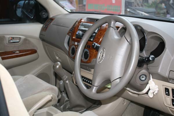 โตโยต้า ฟอร์จูนเนอร์