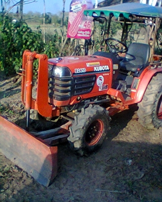 ขายรถไถ คูโบต้า B2410 4x4 24 แรงม้า สภาพดีพึ่งทำงานได้500ชั่วโมง